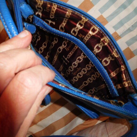 TIGNANELLO blue leather small crossbody purse PEBBLED LEATHER - Picture 10 of 15